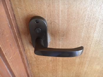 リフォーム　潮来市　修繕　修理　ドアノブ　鹿嶋市