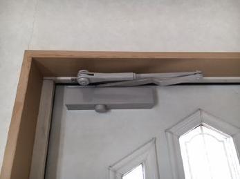 壊れている状態は危険でしたが、これで安心です!!